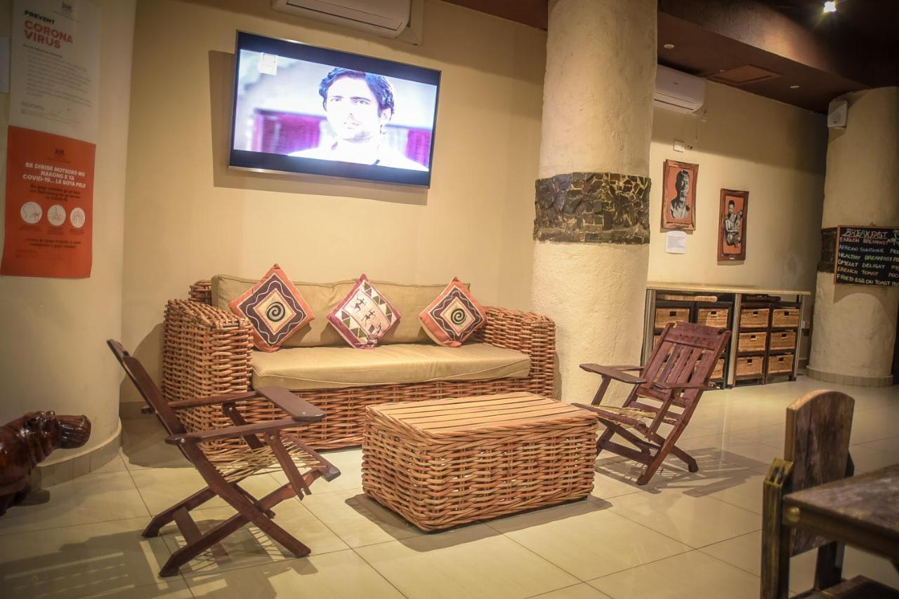 African Home Hotel Gaborone Exteriör bild