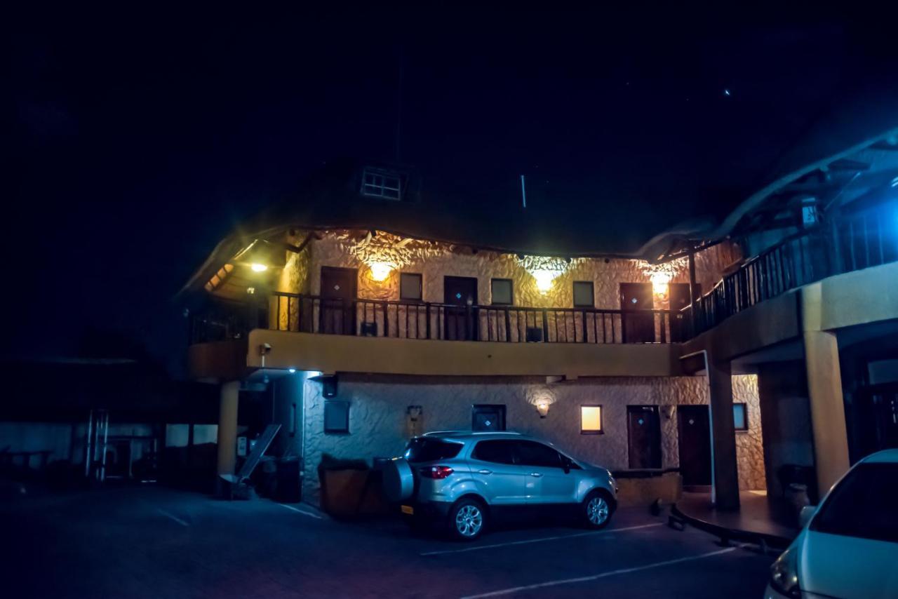 African Home Hotel Gaborone Exteriör bild